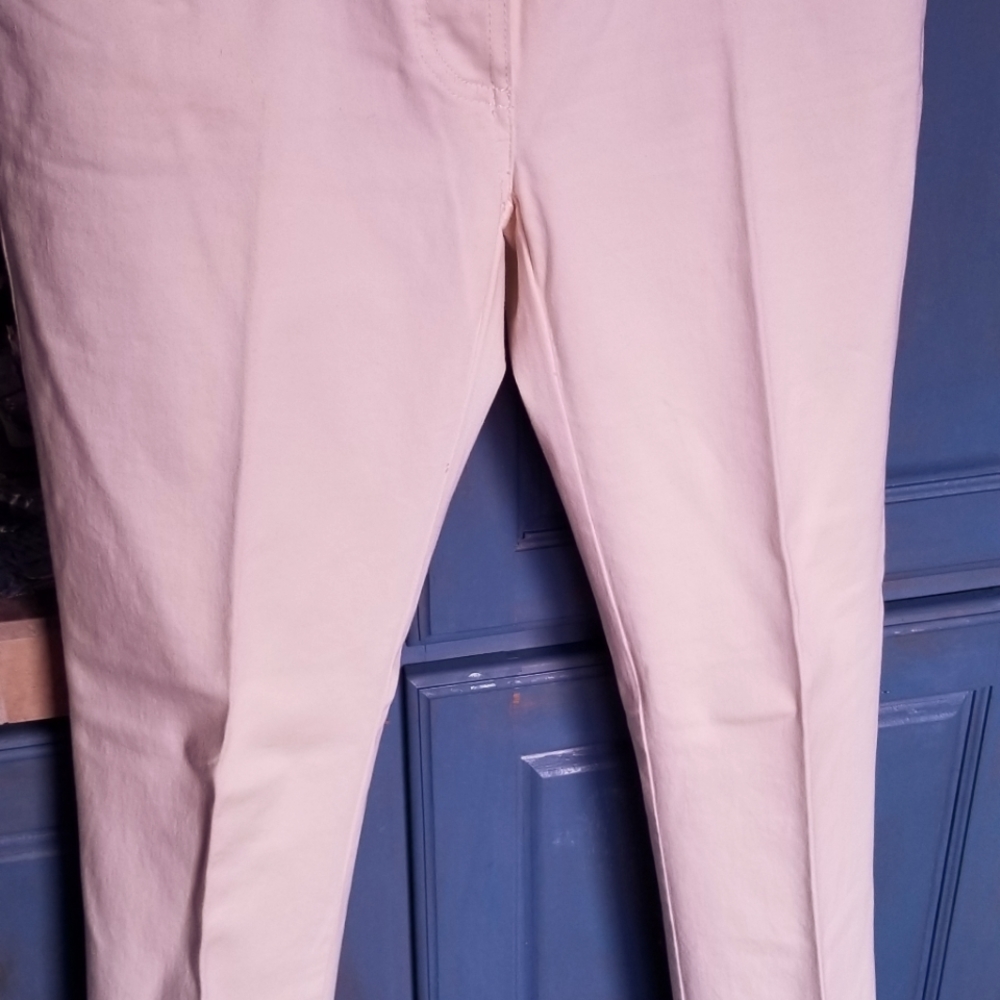 Ladies Pants cotton color cream  size 8